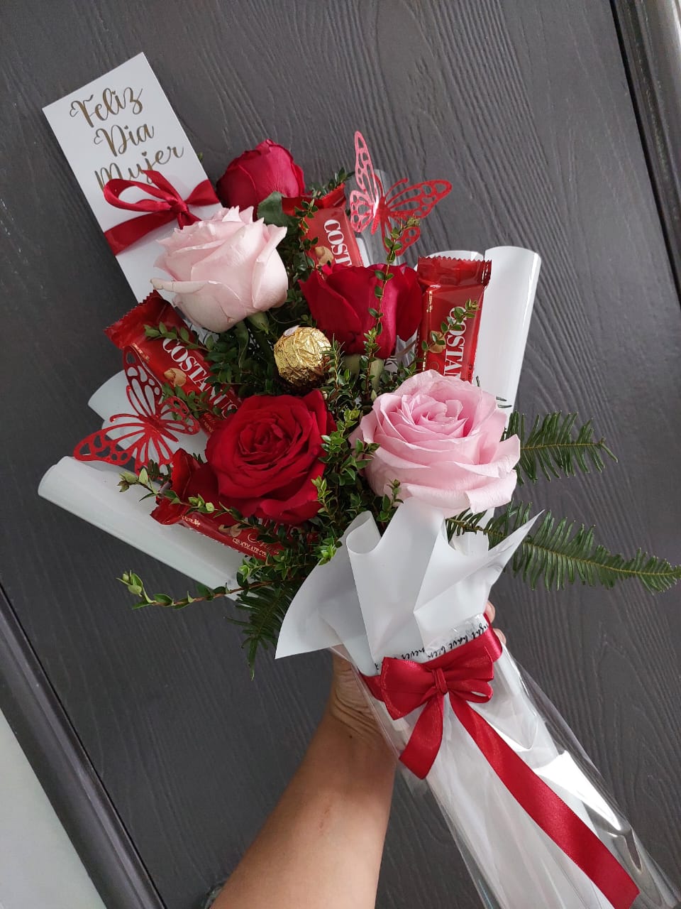 Ramo Toque de Amor
